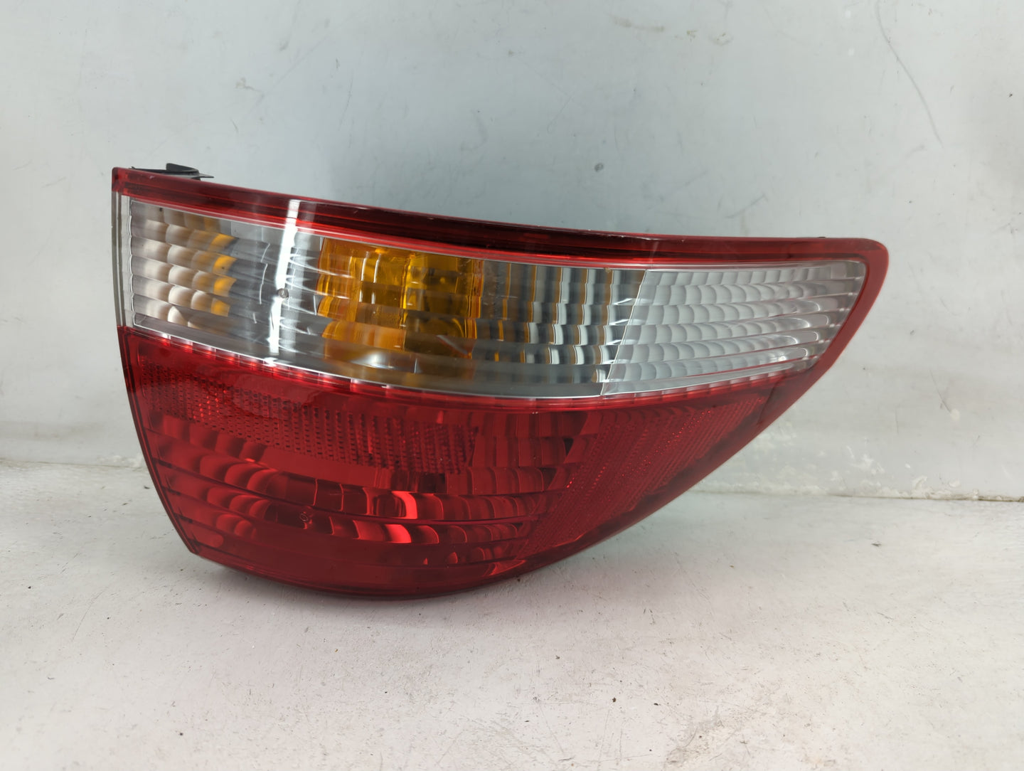 2001-2002 Honda Accord Tail Light Assembly Driver Left OEM P/N:PP-TD20 Fits Fits 2001 2002 OEM Used Auto Parts - Oemusedauto
