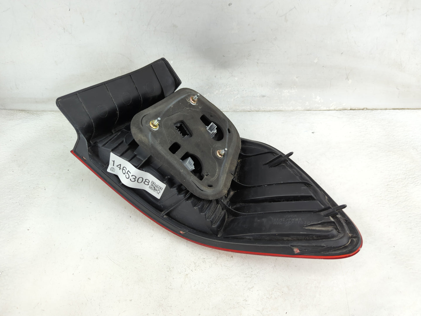 2001-2002 Honda Accord Tail Light Assembly Driver Left OEM P/N:PP-TD20 Fits Fits 2001 2002 OEM Used Auto Parts - Oemusedauto
