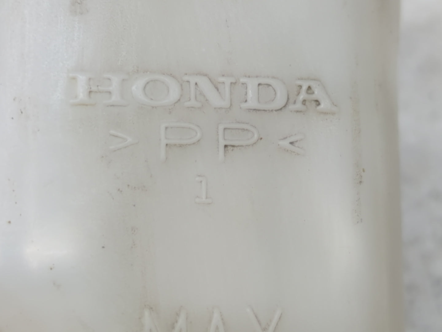 2001 Honda Accord Windshield Washer Fluid Reservoir Bottle Oem - Oemusedautoparts1.com
