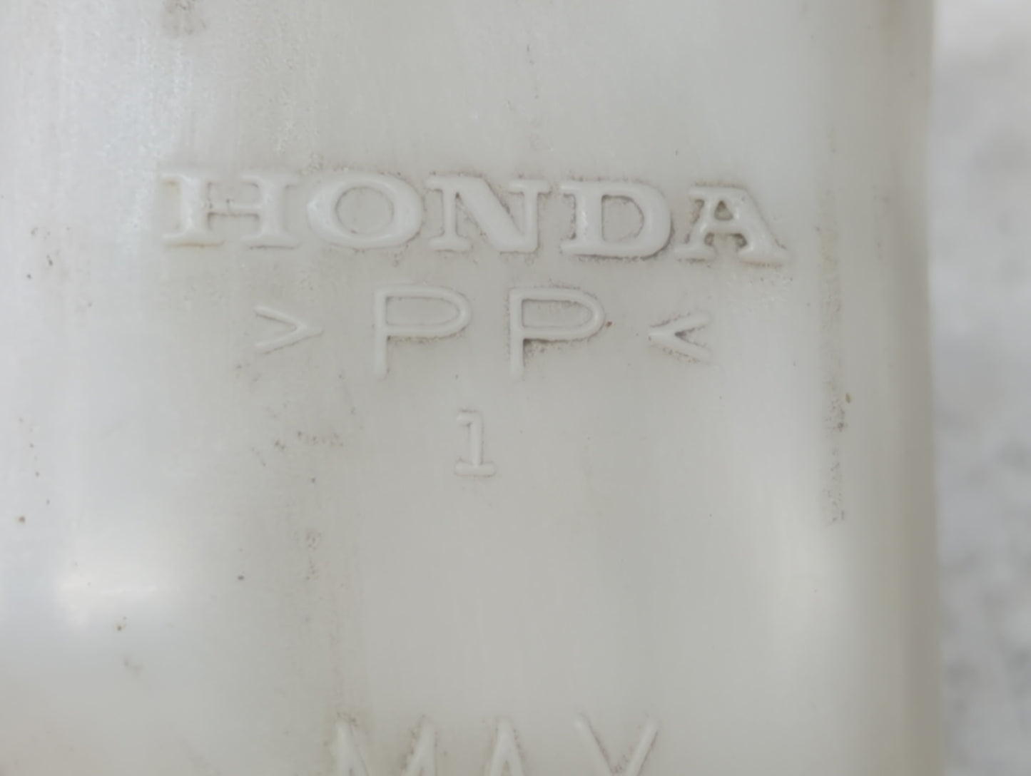 2001 Honda Accord Windshield Washer Fluid Reservoir Bottle Oem - Oemusedautoparts1.com