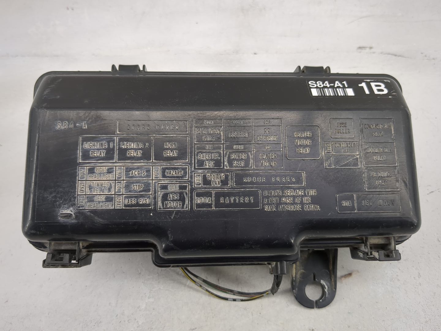 2000-2002 Honda Accord Fusebox Fuse Box Panel Relay Module P/N:S84-A1 S84-A Fits Fits 2000 2001 2002 OEM Used Auto Parts - O
