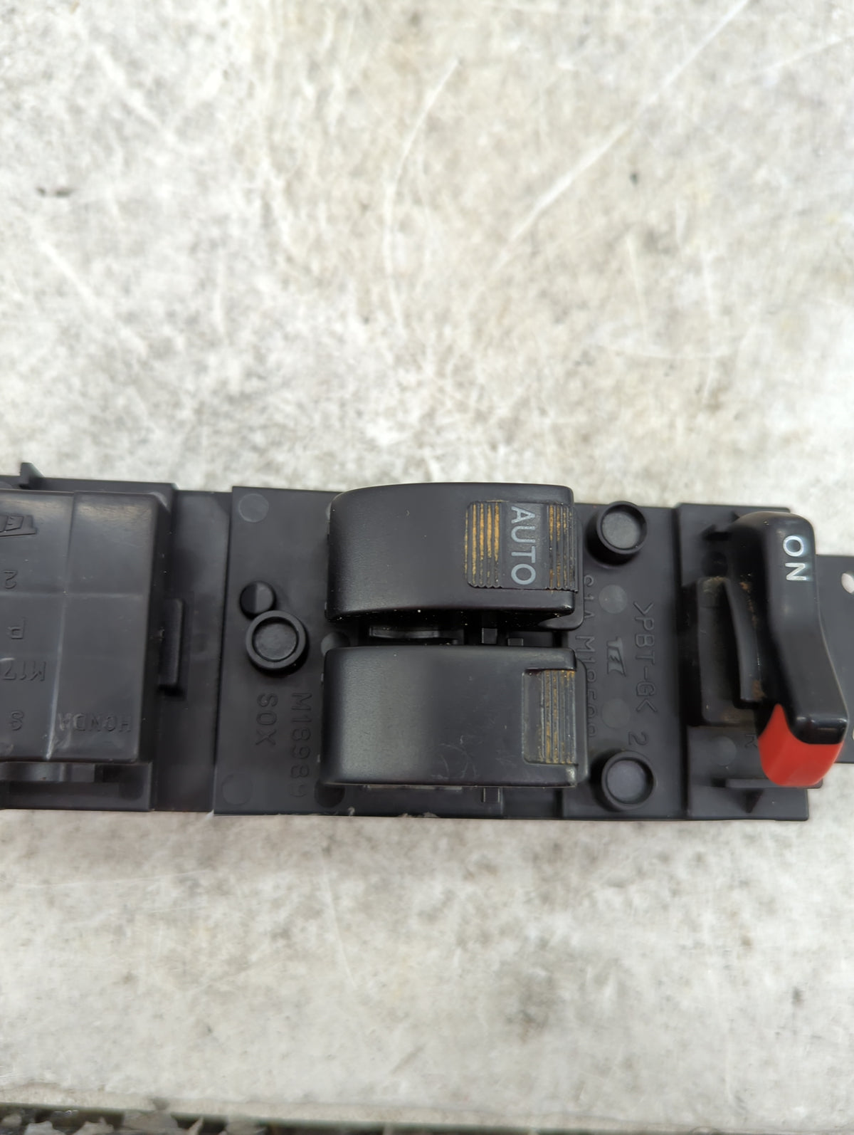 1998-2002 Honda Accord Master Power Window Switch Replacement Driver Side Left P/N:S1A M18598 Fits OEM Used Auto Parts - Oem