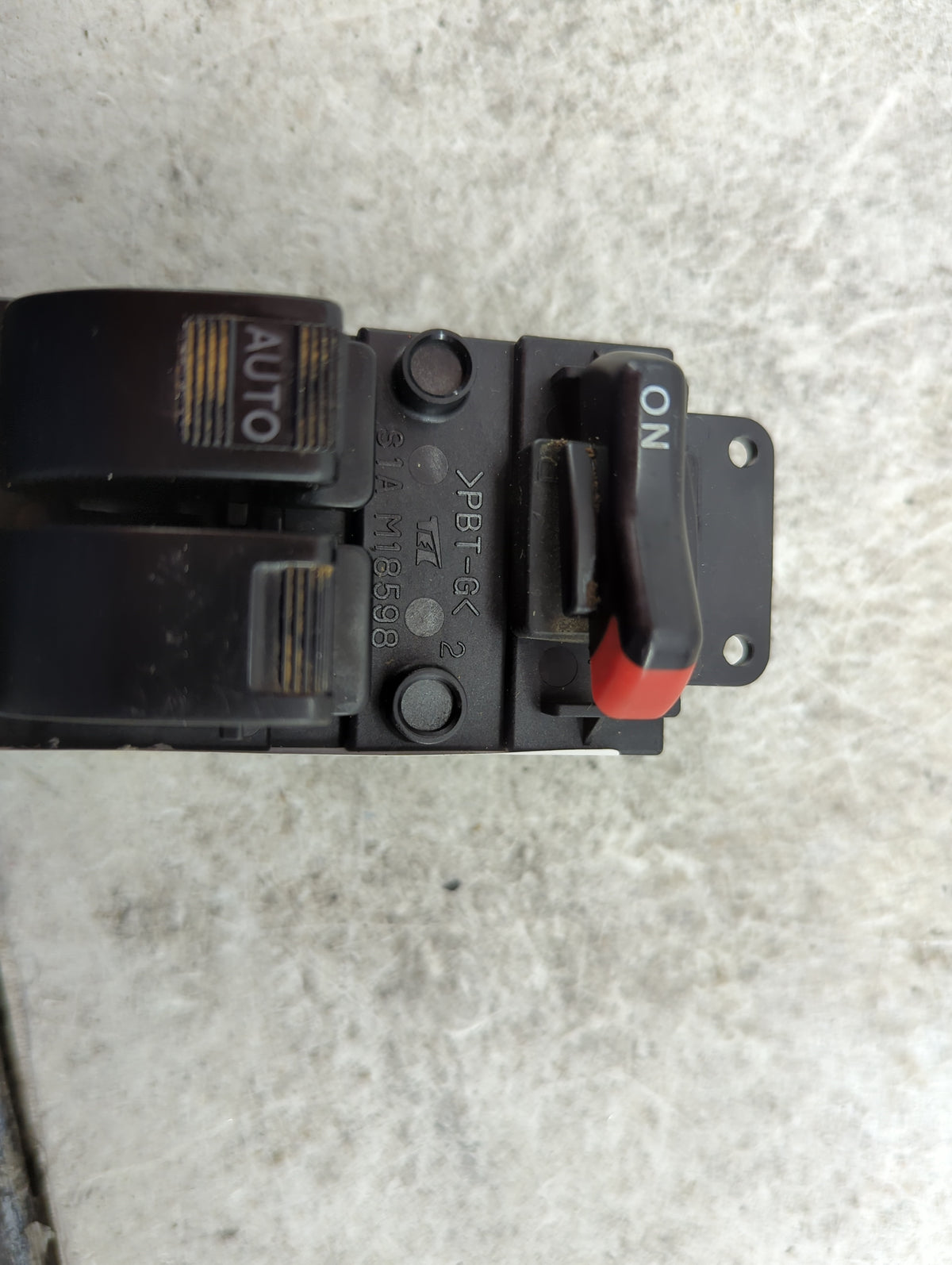 1998-2002 Honda Accord Master Power Window Switch Replacement Driver Side Left P/N:S1A M18598 Fits OEM Used Auto Parts - Oem