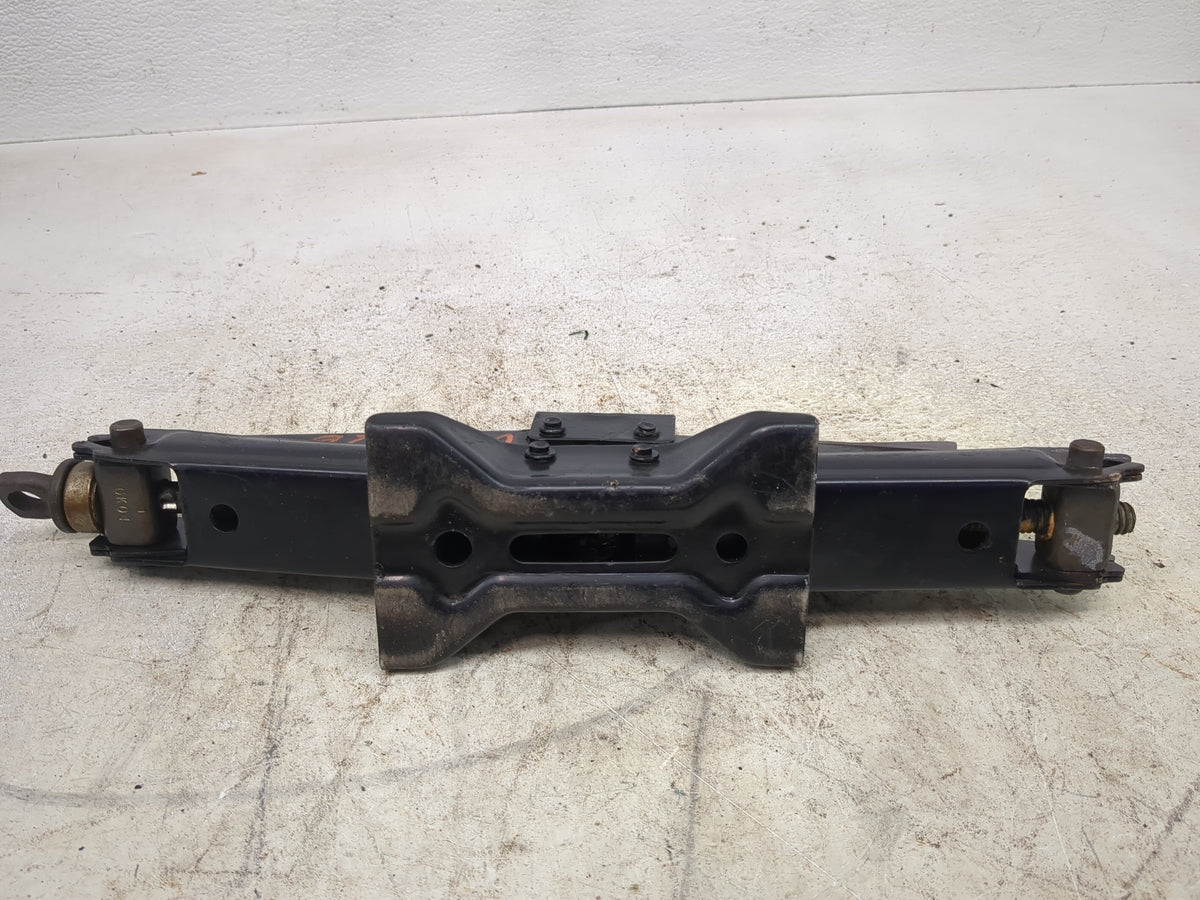 2001 Honda Accord Spare Scissor Car Jack 1512400 - Oemusedautoparts1.com