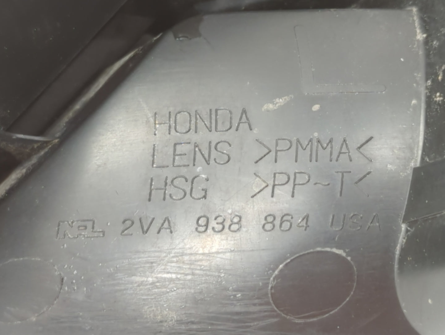 1998-2002 Honda Accord Tail Light Assembly Driver Left OEM Fits Fits 1998 1999 2000 2001 2002 OEM Used Auto Parts - Oemuseda