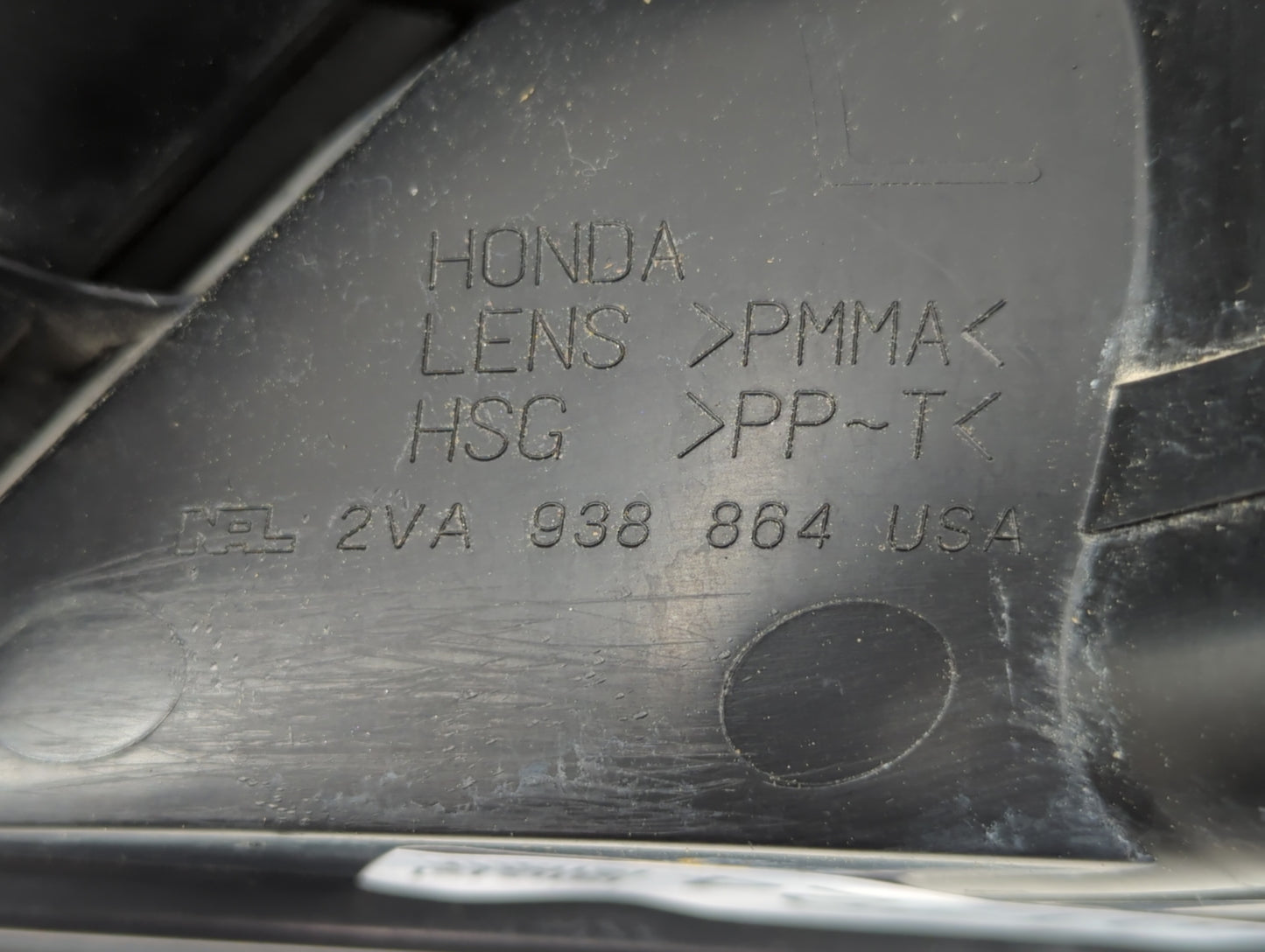 2001 Honda Accord Tail Light Assembly Driver Left OEM P/N:2VA 938 864 Fits OEM Used Auto Parts - Oemusedautoparts1.com