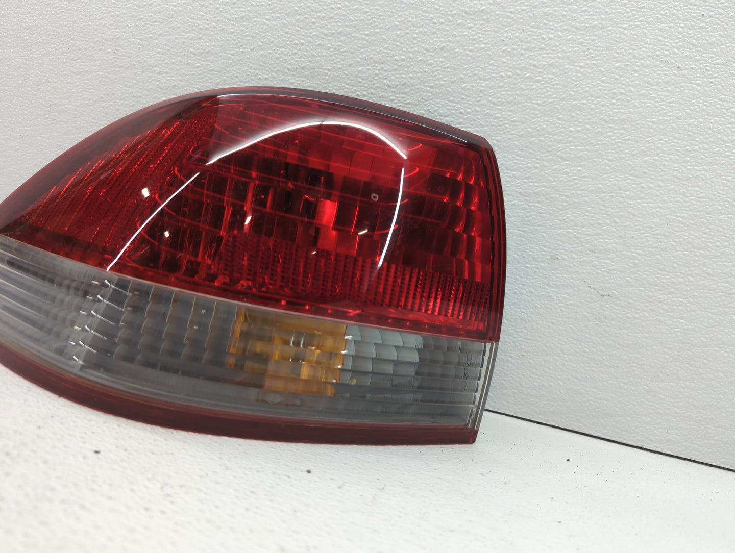 2001-2002 Honda Accord Tail Light Assembly Driver Left OEM Fits Fits 2001 2002 OEM Used Auto Parts - Oemusedautoparts1.com