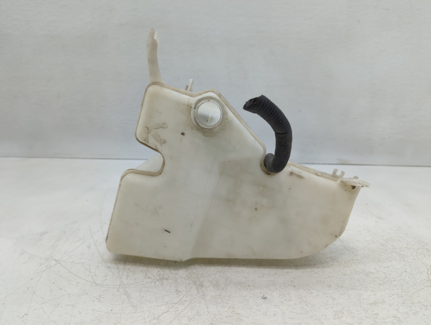 1998-2002 Honda Accord Windshield Washer Fluid Reservoir Bottle Oem - Oemusedautoparts1.com
