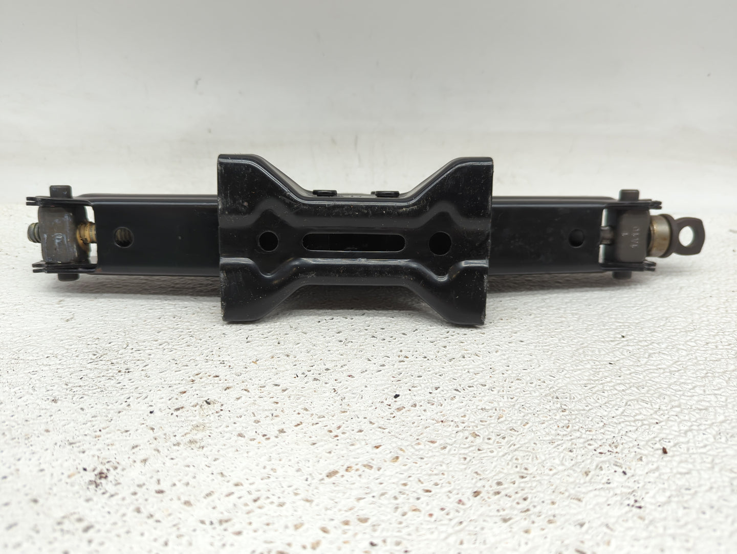 2001 Honda Accord Spare Scissor Car Jack Black - Oemusedautoparts1.com