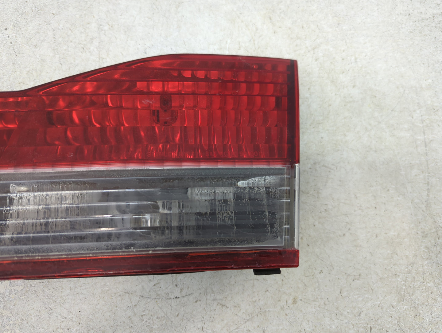 2001-2002 Honda Accord Passenger Right Side Deck Lid Mounted Tail Light - Oemusedautoparts1.com