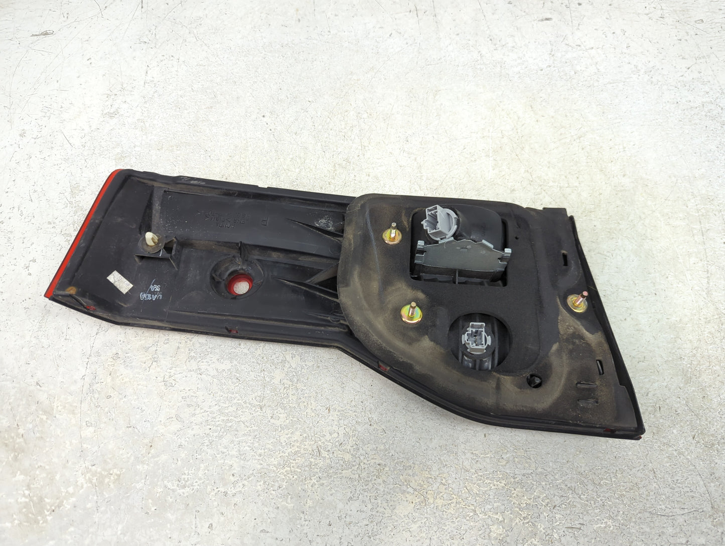 2001-2002 Honda Accord Passenger Right Side Deck Lid Mounted Tail Light - Oemusedautoparts1.com