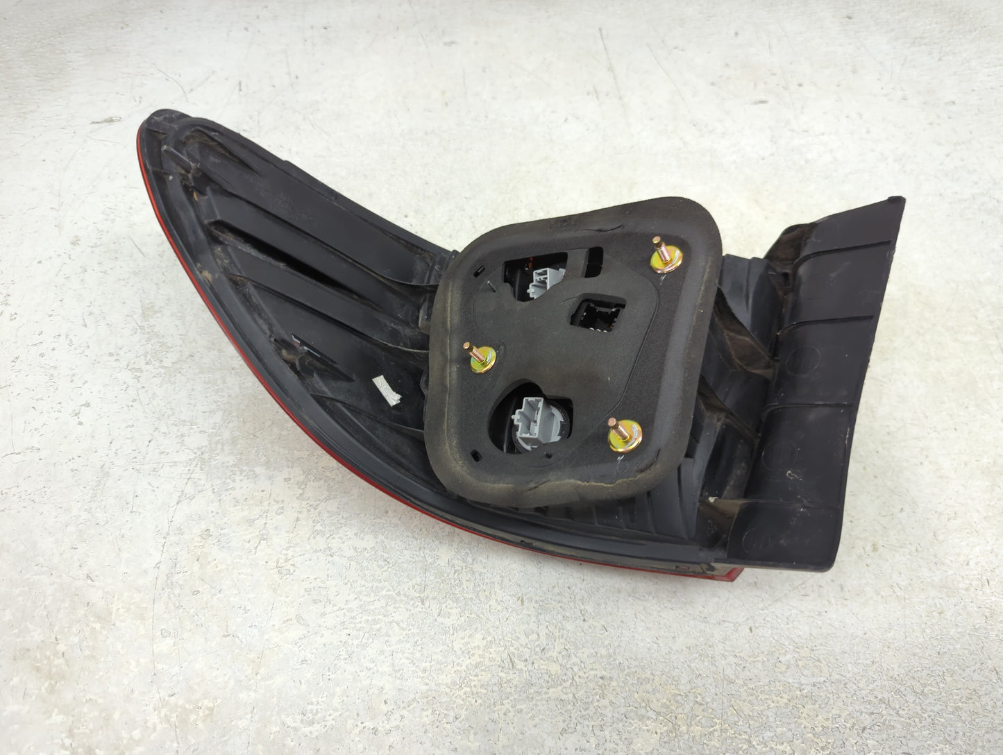 2001-2002 Honda Accord Tail Light Assembly Driver Left OEM Fits Fits 2001 2002 OEM Used Auto Parts - Oemusedautoparts1.com