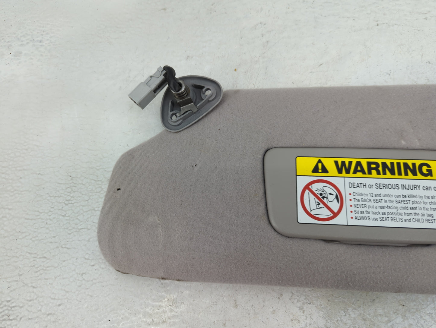 1998-2002 Honda Accord Sun Visor Shade Replacement Driver Left Mirror Fits Fits 1998 1999 2000 2001 2002 OEM Used Auto Parts