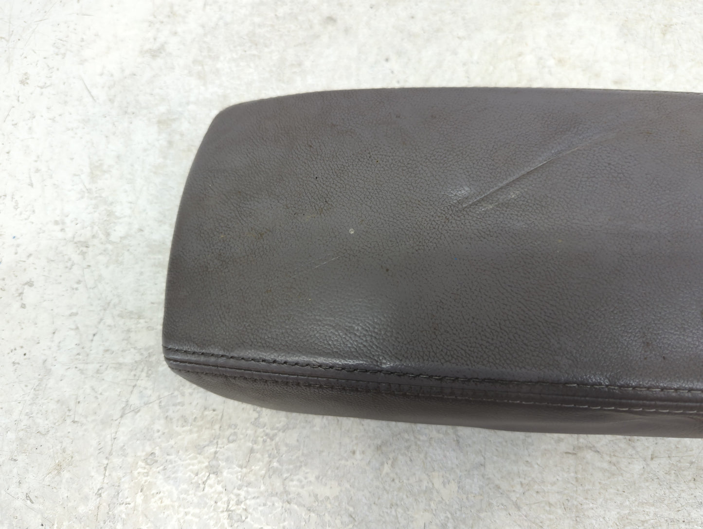 1998-2002 Honda Accord Center Console Armrest Cover Lid Fits Fits 1998 1999 2000 2001 2002 OEM Used Auto Parts - Oemusedauto