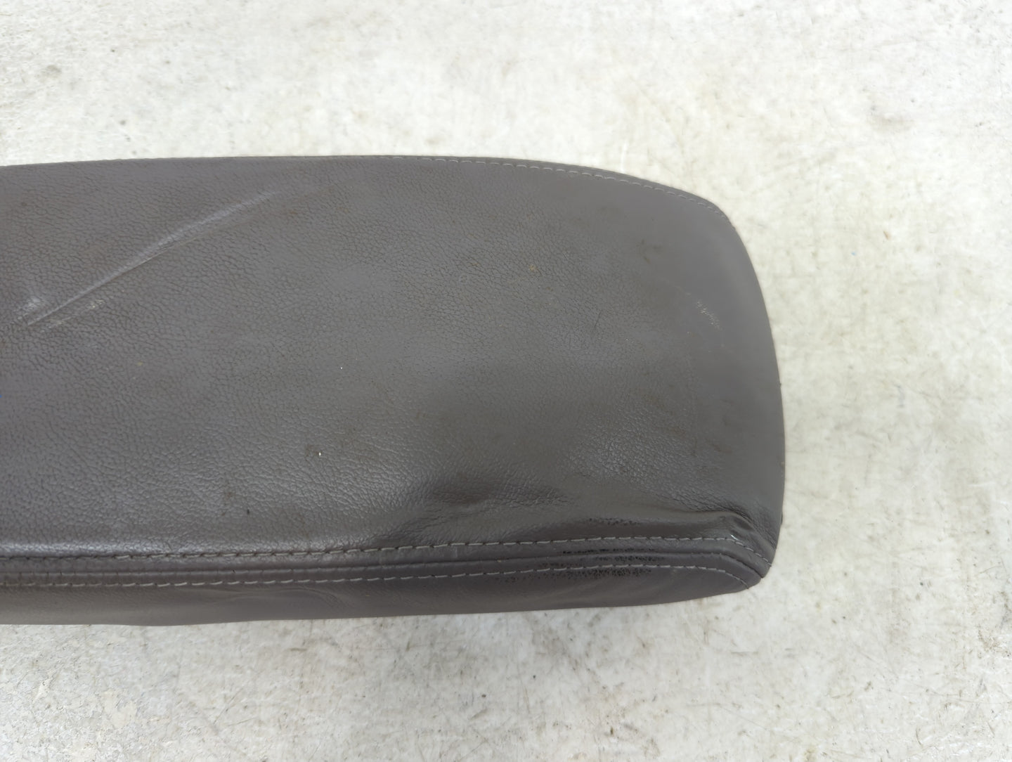 1998-2002 Honda Accord Center Console Armrest Cover Lid Fits Fits 1998 1999 2000 2001 2002 OEM Used Auto Parts - Oemusedauto