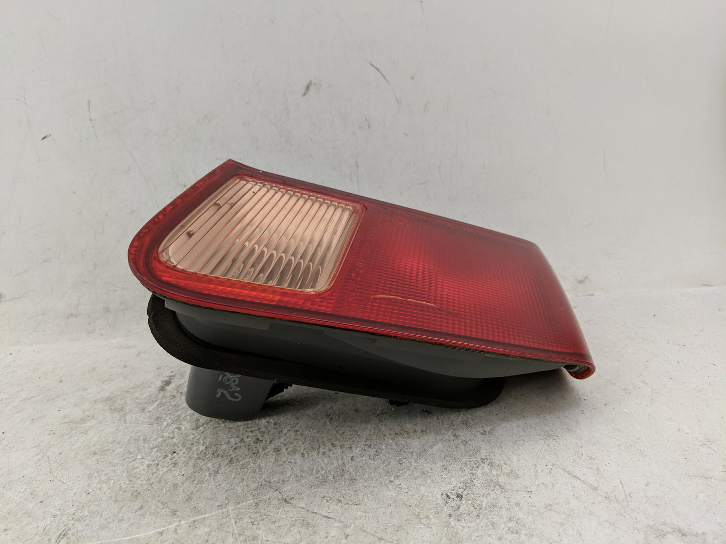 2001-2002 Honda Civic Tail Light Assembly Driver Left OEM P/N:7440 W21W Fits Fits 2001 2002 OEM Used Auto Parts - Oemusedaut