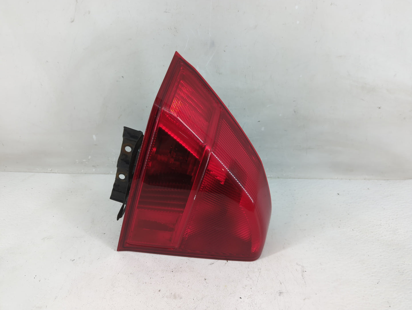 2001-2002 Honda Civic Tail Light Assembly Driver Left OEM Fits Fits 2001 2002 OEM Used Auto Parts - Oemusedautoparts1.com