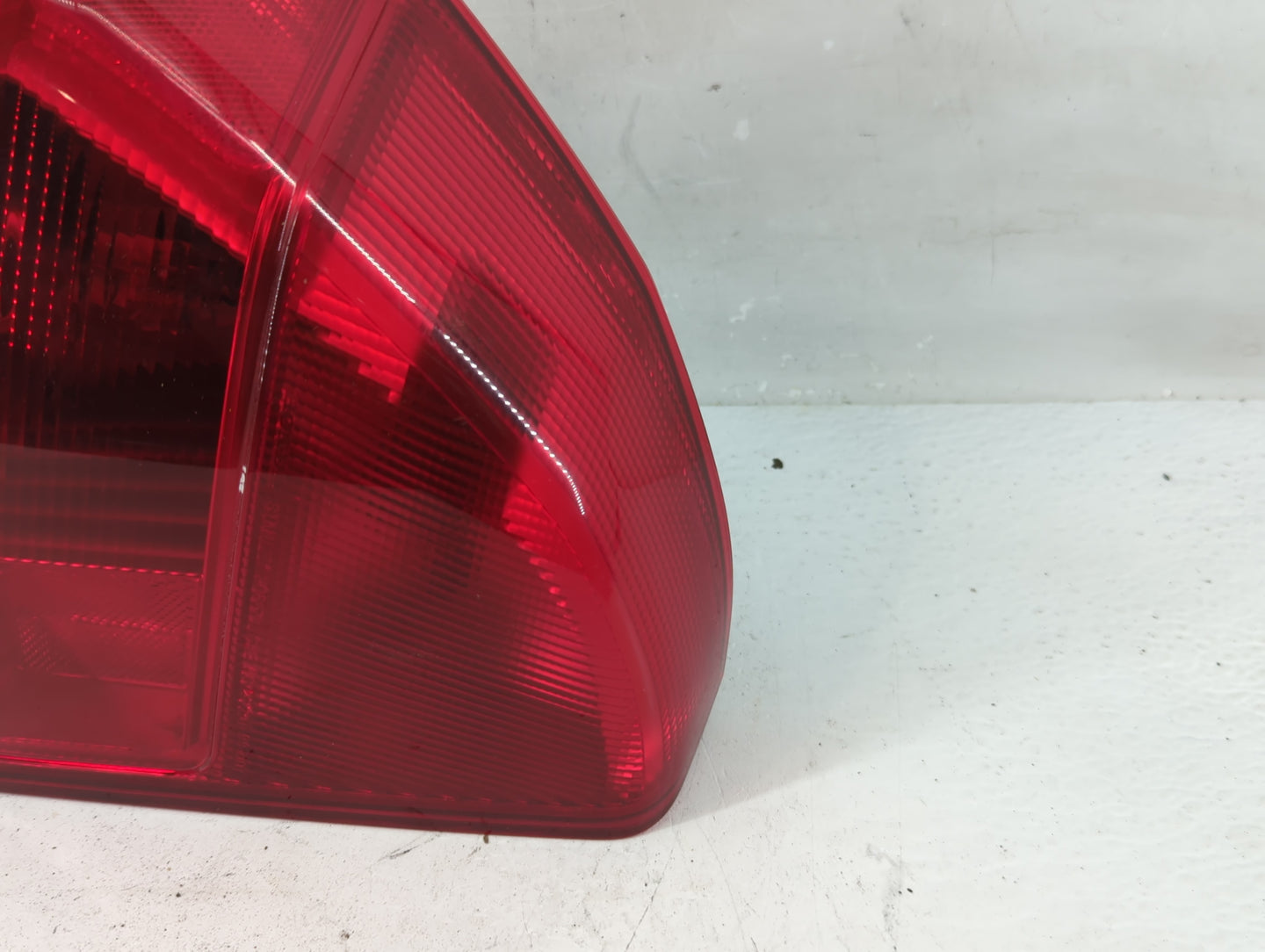 2001-2002 Honda Civic Tail Light Assembly Driver Left OEM Fits Fits 2001 2002 OEM Used Auto Parts - Oemusedautoparts1.com