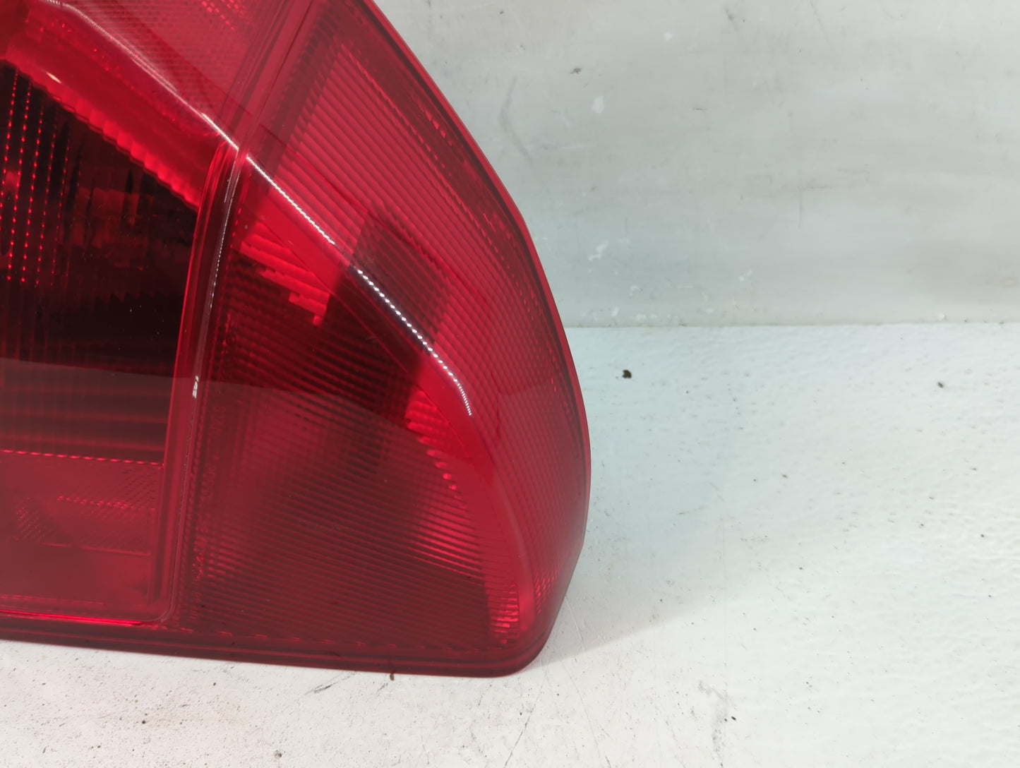 2001-2002 Honda Civic Tail Light Assembly Driver Left OEM Fits Fits 2001 2002 OEM Used Auto Parts - Oemusedautoparts1.com