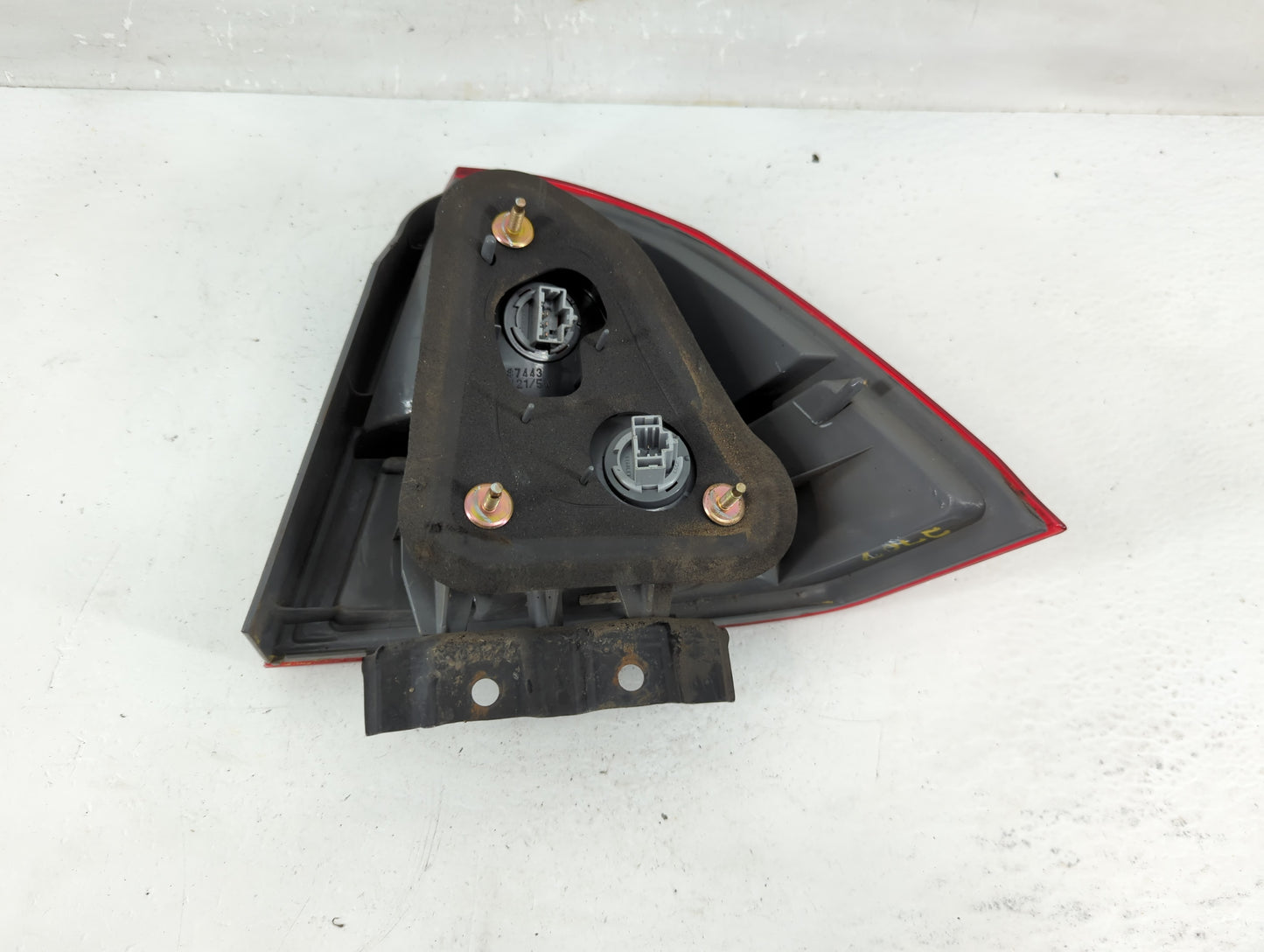 2001-2002 Honda Civic Tail Light Assembly Driver Left OEM Fits Fits 2001 2002 OEM Used Auto Parts - Oemusedautoparts1.com