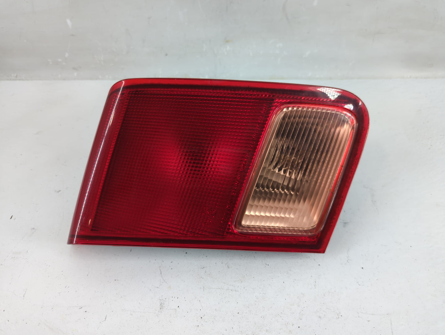 2001-2002 Honda Civic Tail Light Assembly Driver Left OEM P/N:7440 W21W Fits Fits 2001 2002 OEM Used Auto Parts - Oemusedaut