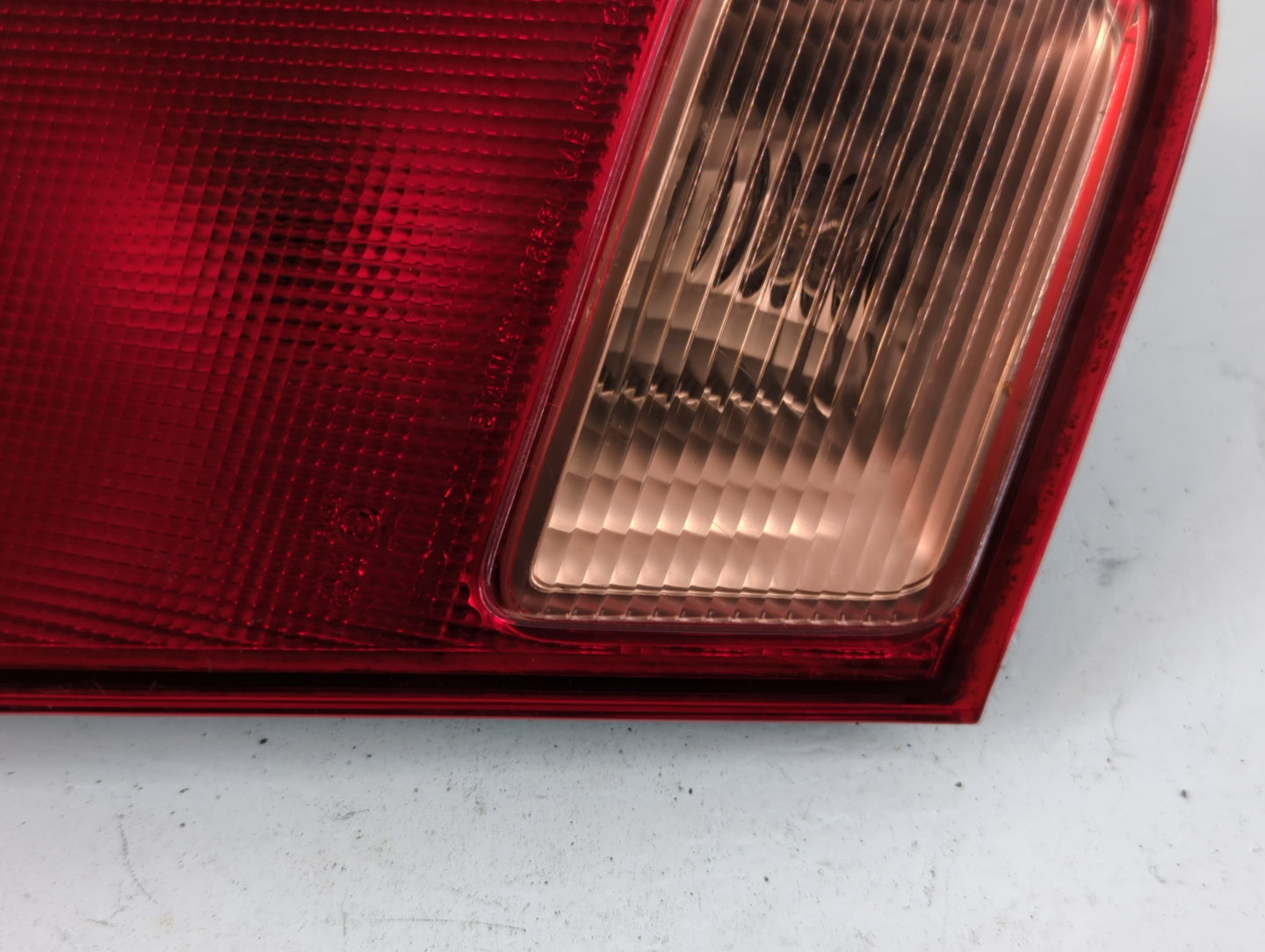 2001-2002 Honda Civic Tail Light Assembly Driver Left OEM P/N:7440 W21W Fits Fits 2001 2002 OEM Used Auto Parts - Oemusedaut