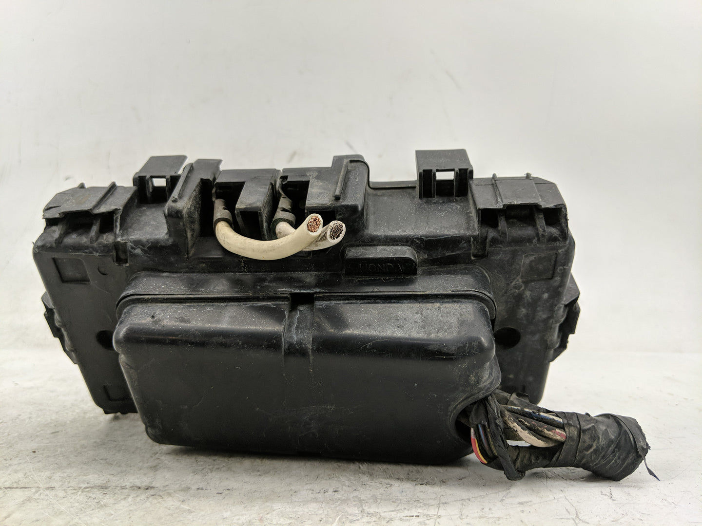 2001-2005 Honda Civic Fusebox Fuse Box Panel Relay Module P/N:5111051711390070 Fits Fits 2001 2002 2003 2004 2005 OEM Used A