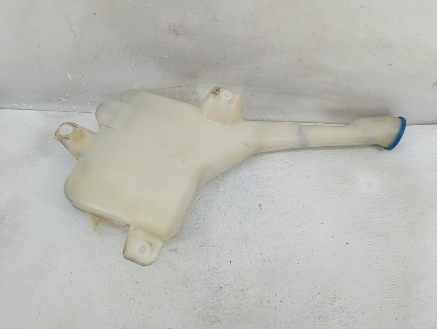 2001-2003 Honda Civic Windshield Washer Fluid Reservoir Bottle Oem - Oemusedautoparts1.com