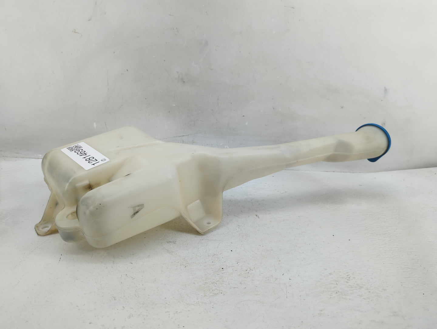 2001-2003 Honda Civic Windshield Washer Fluid Reservoir Bottle Oem - Oemusedautoparts1.com