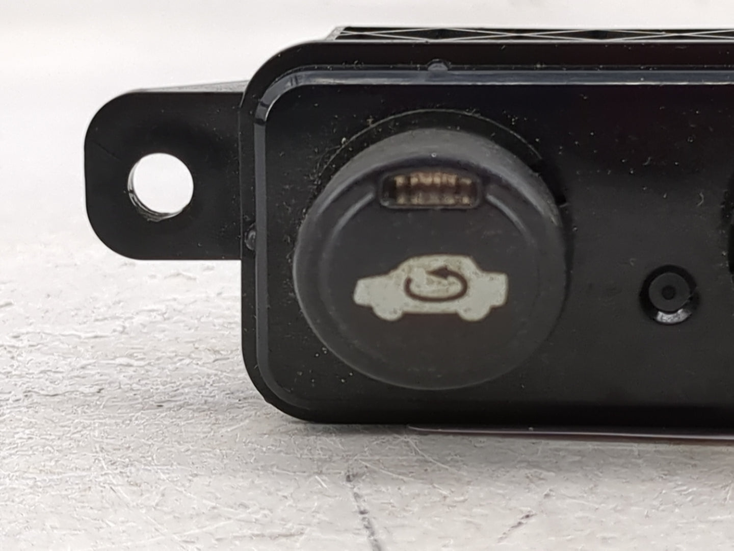 2001-2005 Honda Civic Climate Control Module Temperature AC/Heater Replacement P/N:A010 NH-365L 1581K Fits OEM Used Auto Par