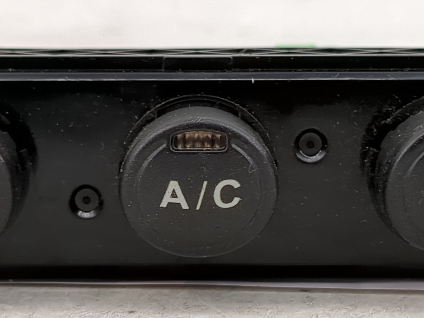 2001-2005 Honda Civic Climate Control Module Temperature AC/Heater Replacement P/N:A010 NH-365L 1581K Fits OEM Used Auto Par