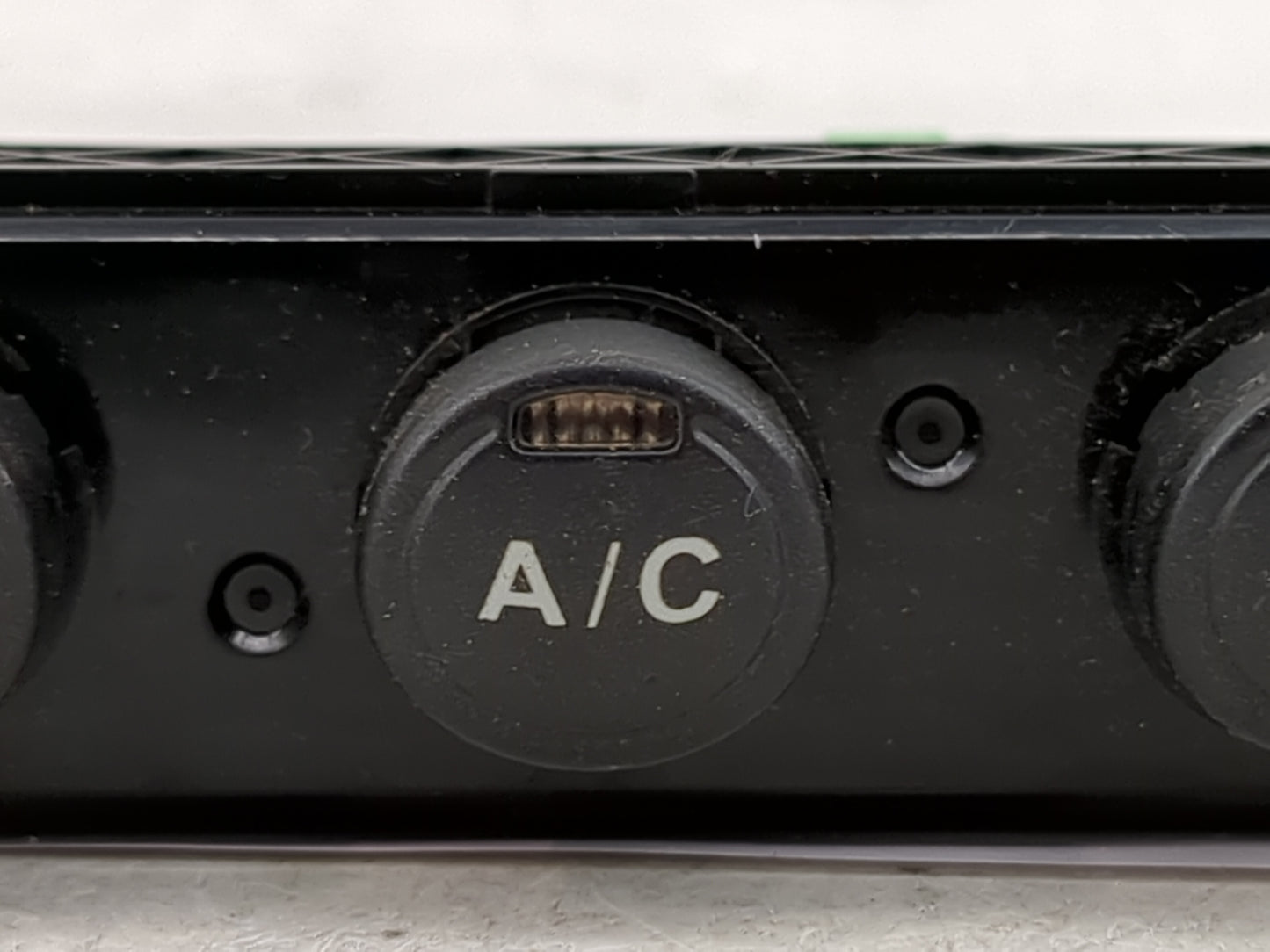 2001-2005 Honda Civic Climate Control Module Temperature AC/Heater Replacement P/N:A010 NH-365L 1581K Fits OEM Used Auto Par