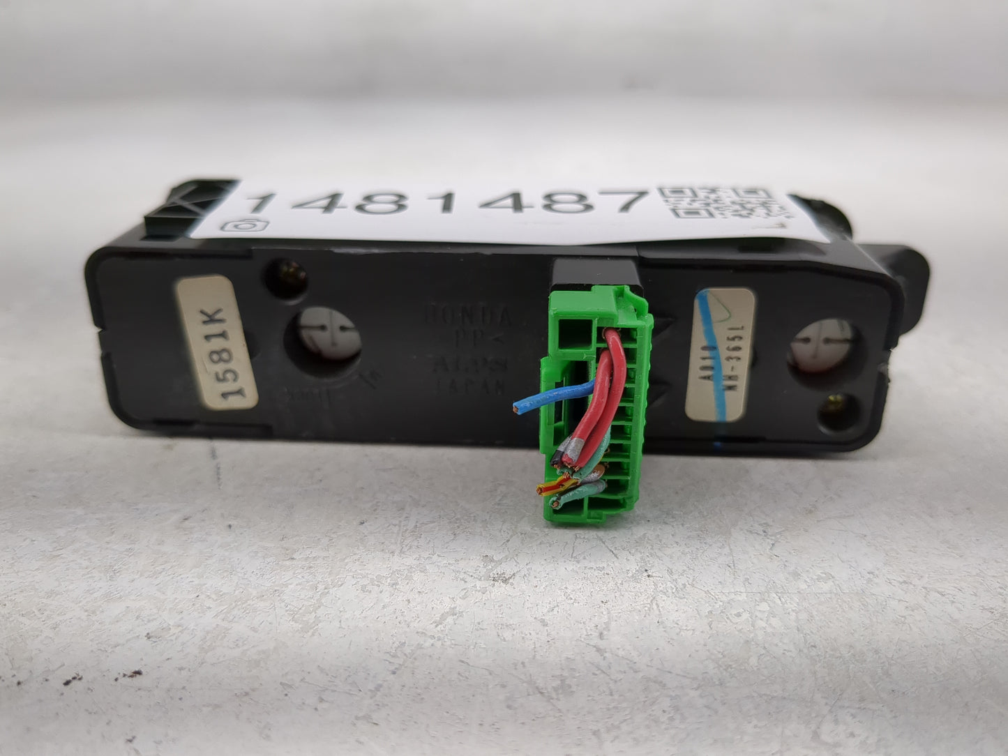 2001-2005 Honda Civic Climate Control Module Temperature AC/Heater Replacement P/N:A010 NH-365L 1581K Fits OEM Used Auto Par