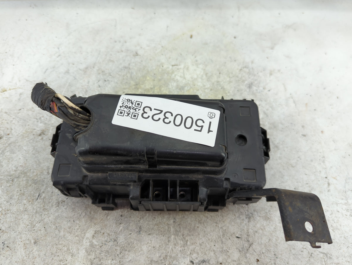 2001 Honda Civic Fusebox Fuse Box Panel Relay Module P/N:S5A-A0 Fits OEM Used Auto Parts - Oemusedautoparts1.com