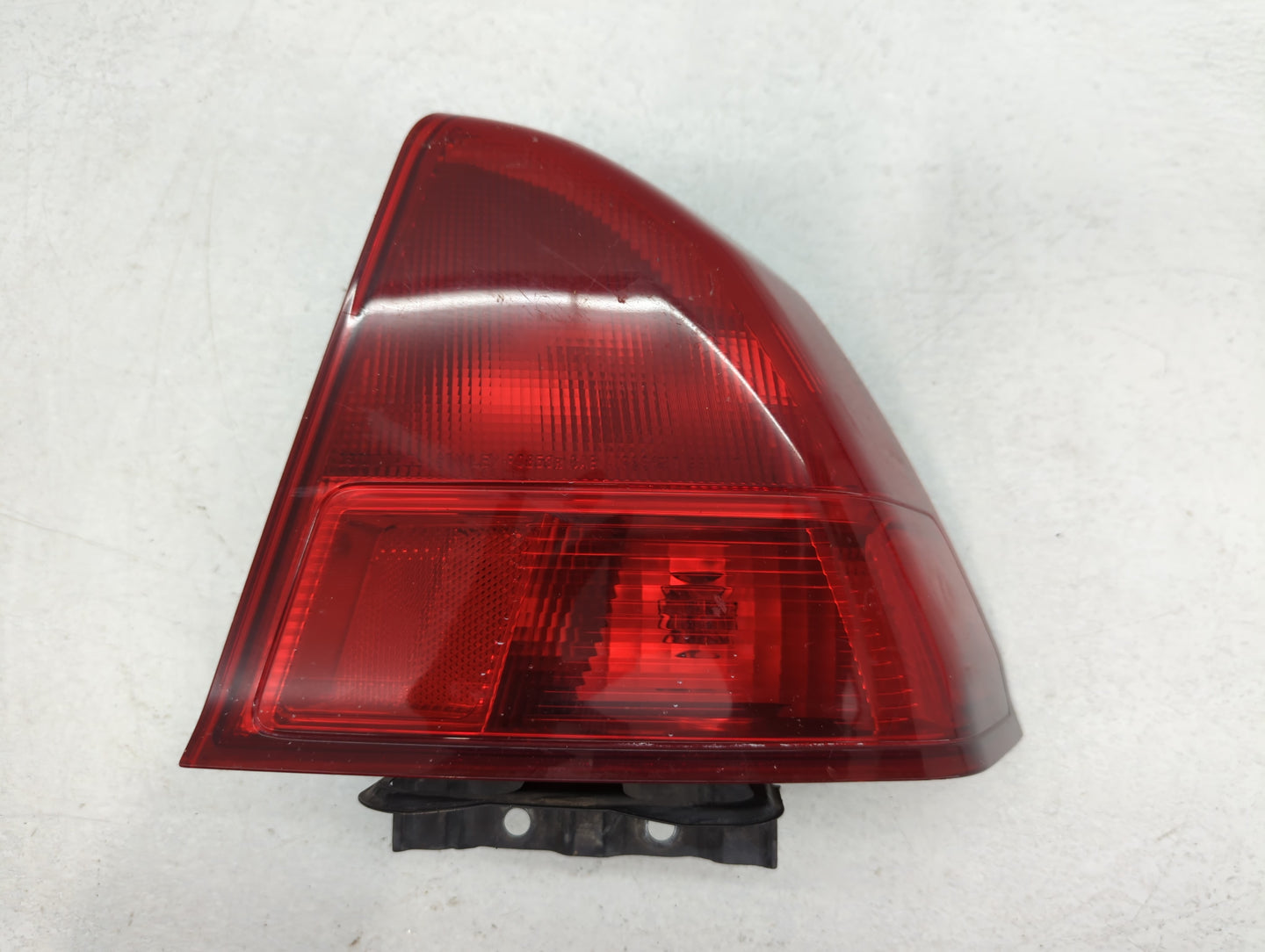 2001-2002 Honda Civic Tail Light Assembly Passenger Right OEM Fits Fits 2001 2002 2003 OEM Used Auto Parts - Oemusedautopart