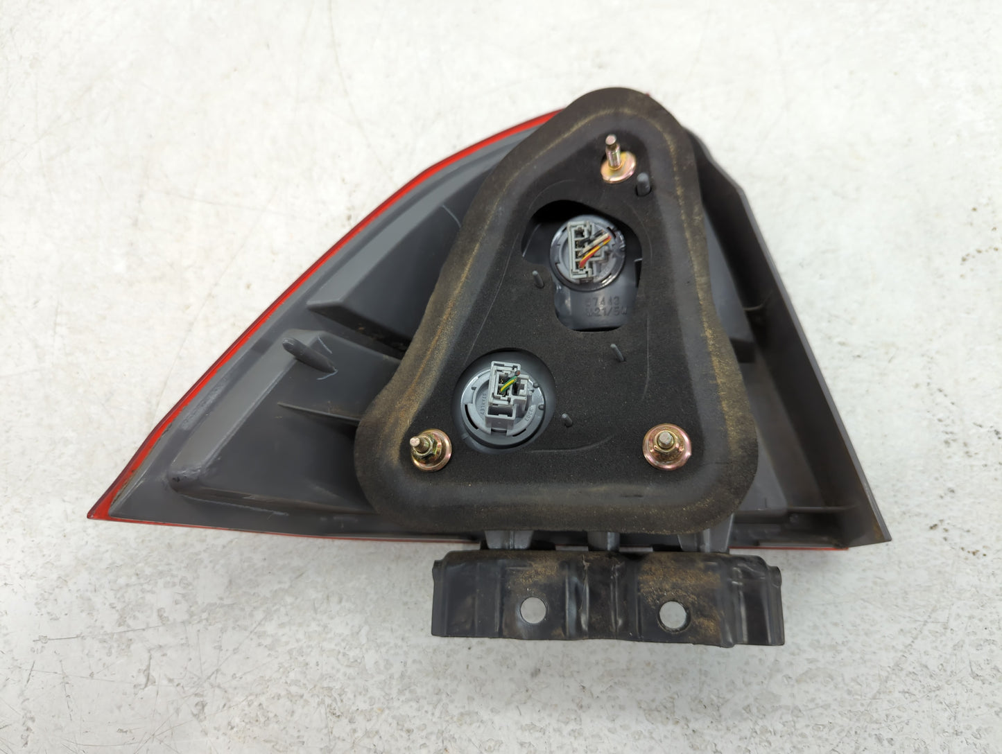 2001-2002 Honda Civic Tail Light Assembly Passenger Right OEM P/N:7443 Fits Fits 2001 2002 2003 OEM Used Auto Parts - Oemuse