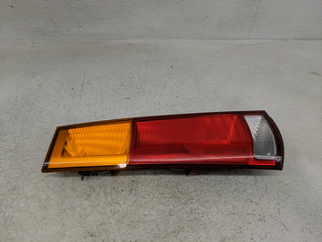 1997-2001 Honda Cr-V Tail Light Assembly Passenger Right OEM P/N:043-2200 Fits Fits 1997 1998 1999 2000 2001 OEM Used Auto P