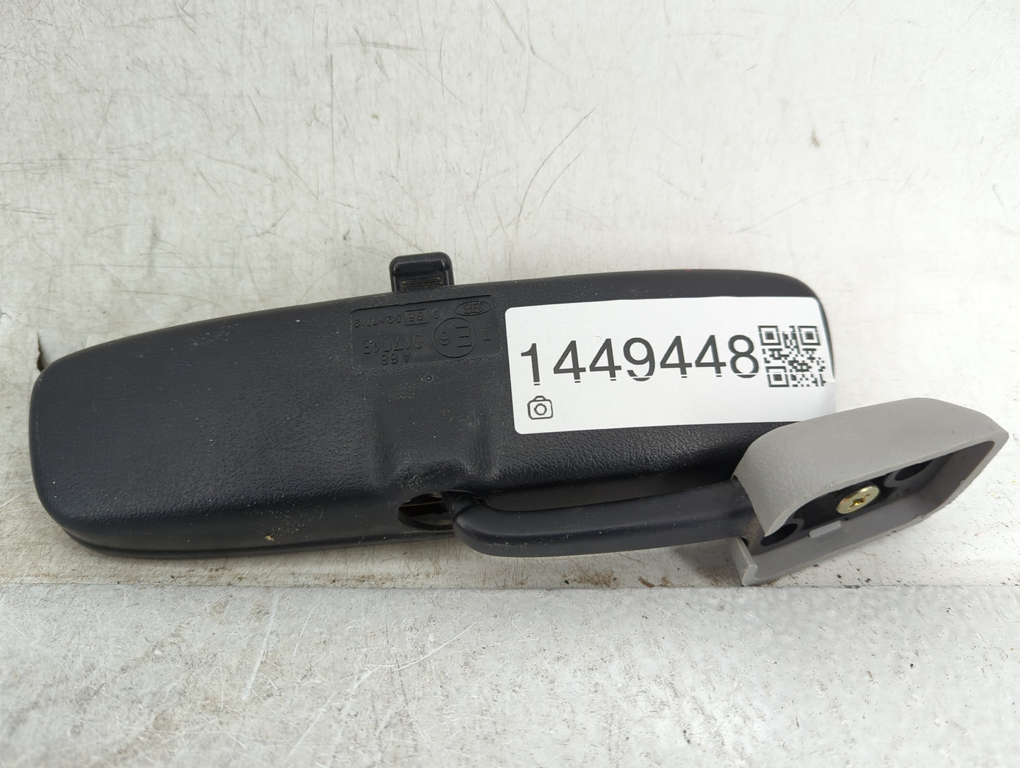 2001 Honda Cr-V Interior Rear View Mirror Replacement OEM Fits OEM Used Auto Parts - Oemusedautoparts1.com