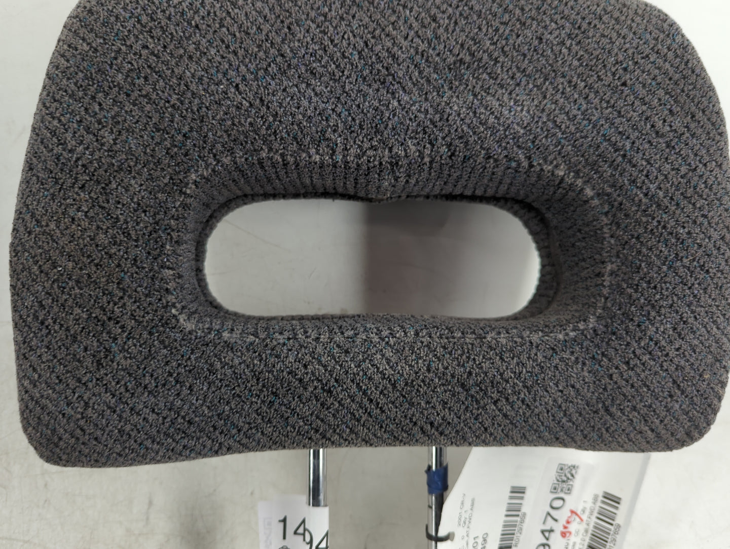 1998-2001 Honda Cr-v Headrest Head Rest Front Driver Seat Dark Grey - Oemusedautoparts1.com