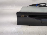 2000-2001 Honda Cr-v Radio Cd Changer 08a06-1a0-050|md269ah|aj94900159 - Oemusedautoparts1.com