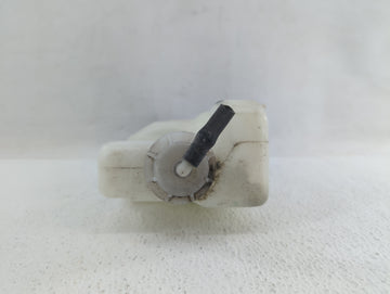 1997-2001 Honda Cr-v Radiator Coolant Overflow Expansion Tank Bottle - Oemusedautoparts1.com