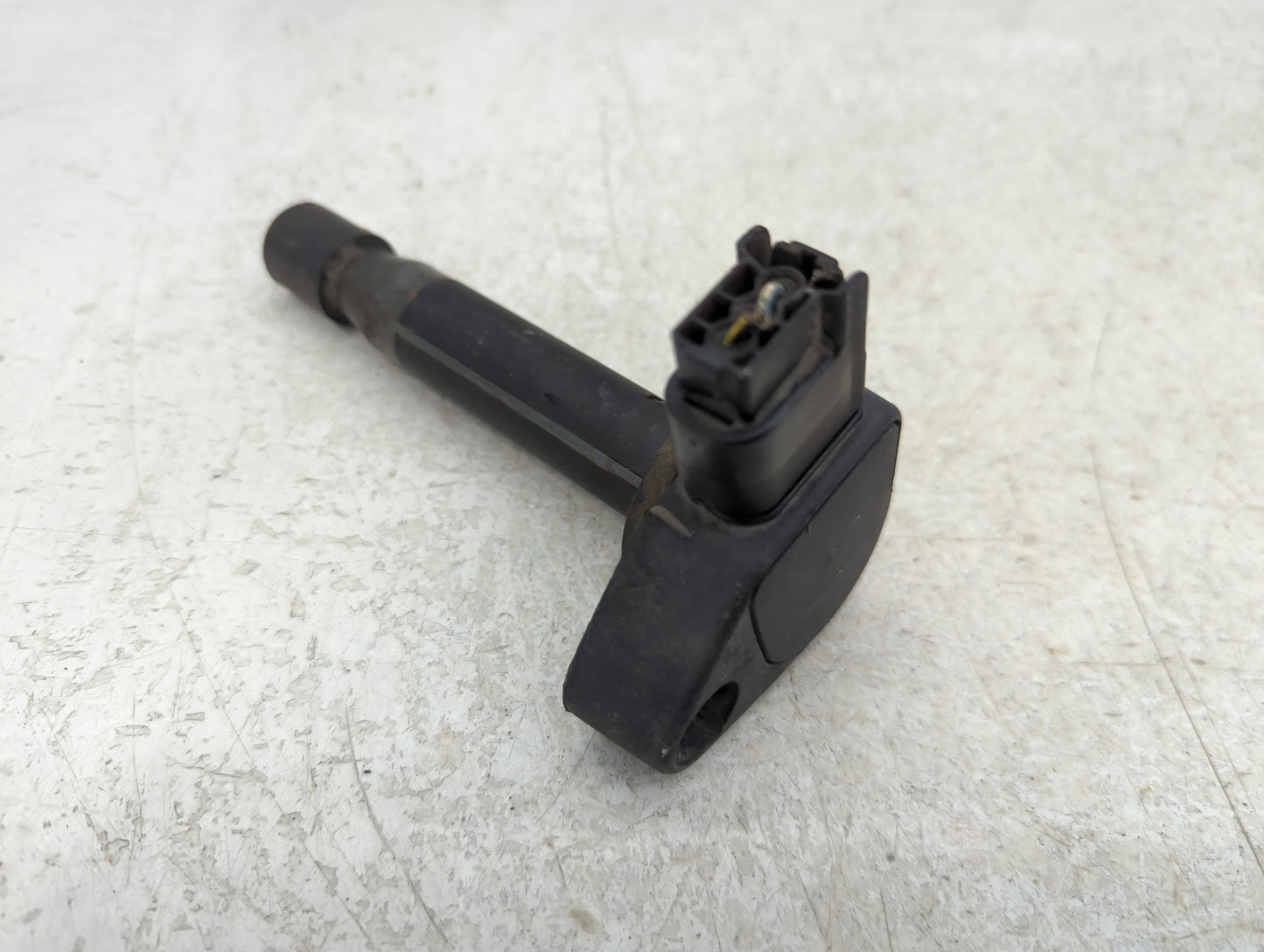 2000-2004 Honda Odyssey Ignition Coil Igniter Pack - Oemusedautoparts1.com