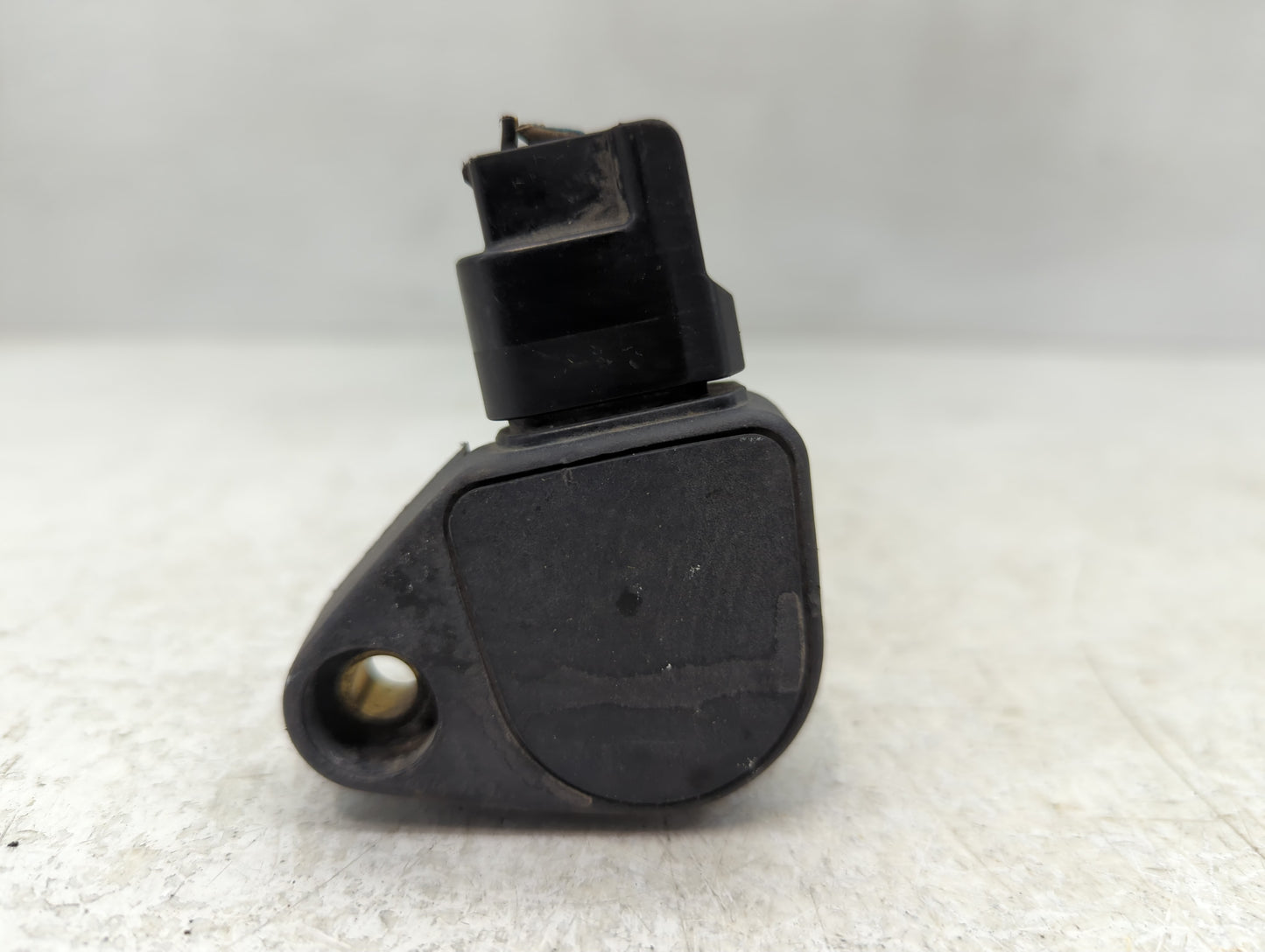 2000-2004 Honda Odyssey Ignition Coil Igniter Pack - Oemusedautoparts1.com