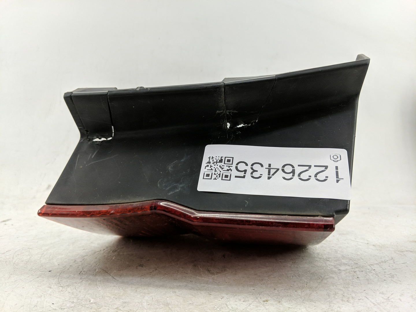 1999-2001 Honda Odyssey Tail Light Assembly Passenger Right OEM Fits Fits 1999 2000 2001 OEM Used Auto Parts - Oemusedautopa