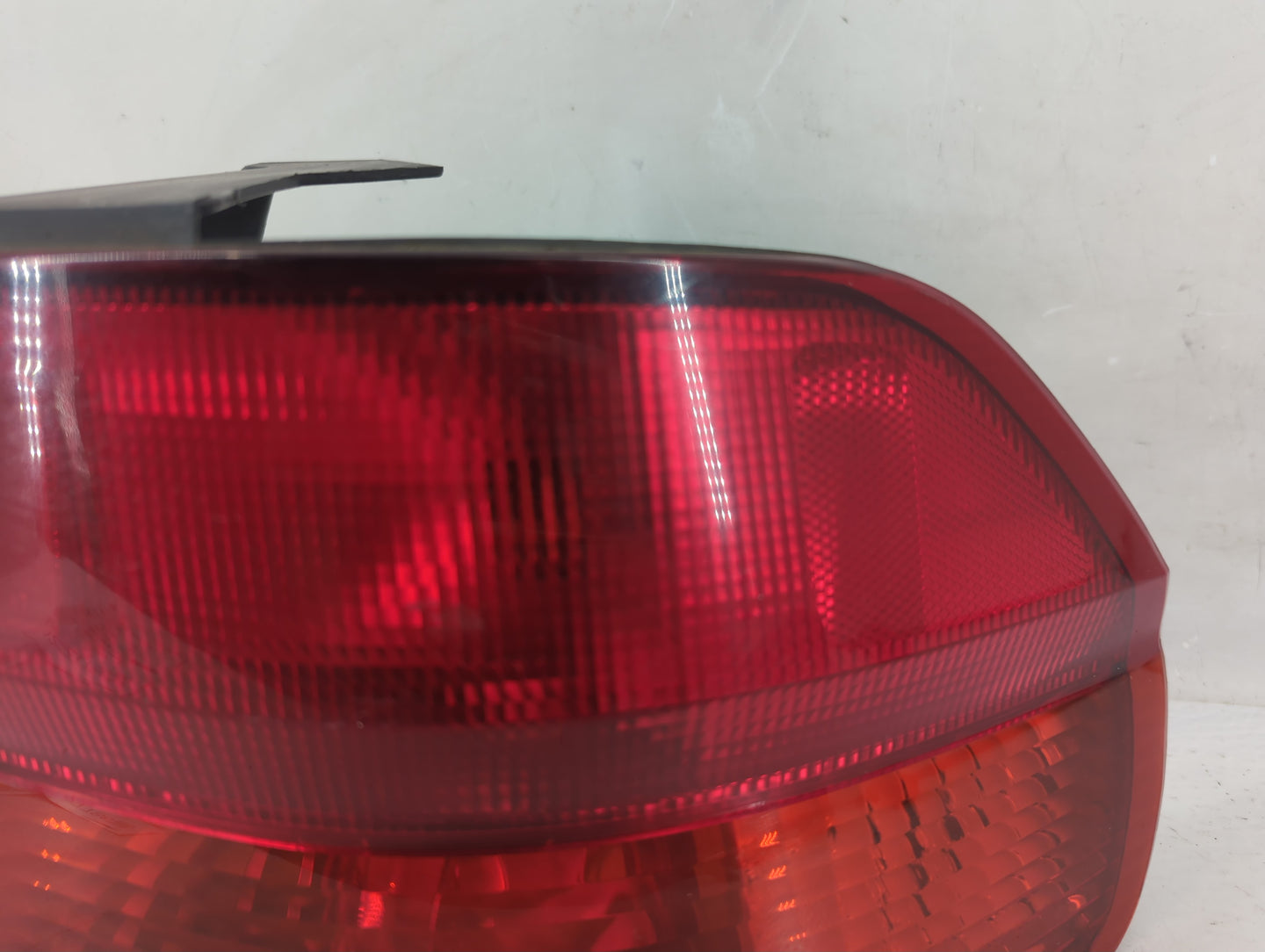 1999-2001 Honda Odyssey Tail Light Assembly Passenger Right OEM Fits Fits 1999 2000 2001 OEM Used Auto Parts - Oemusedautopa