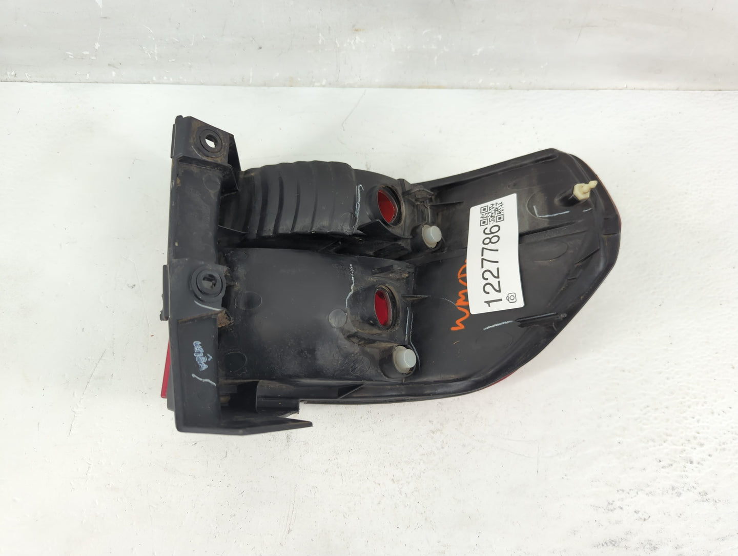 1999-2001 Honda Odyssey Tail Light Assembly Passenger Right OEM Fits Fits 1999 2000 2001 OEM Used Auto Parts - Oemusedautopa