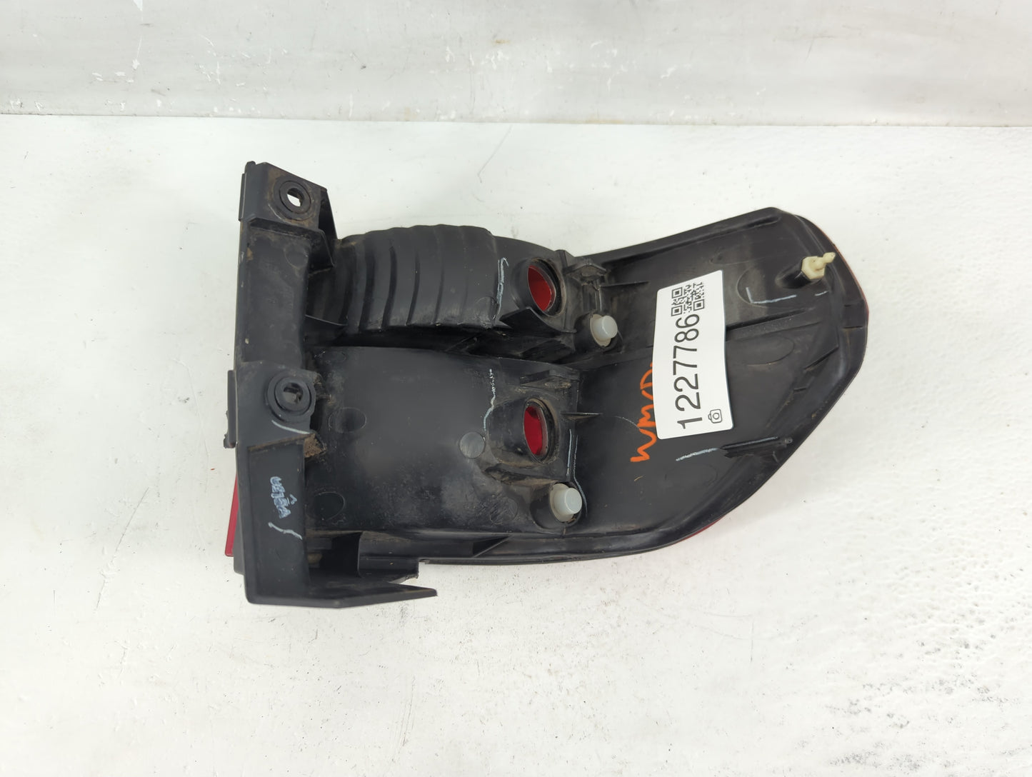 1999-2001 Honda Odyssey Tail Light Assembly Passenger Right OEM Fits Fits 1999 2000 2001 OEM Used Auto Parts - Oemusedautopa
