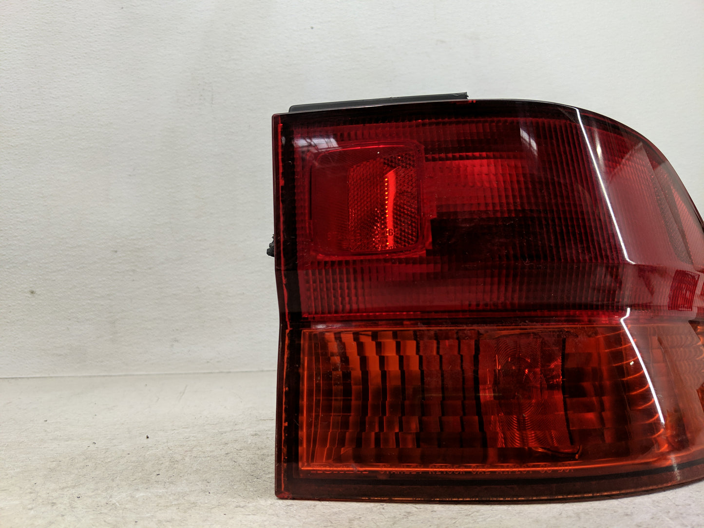 1999-2001 Honda Odyssey Tail Light Assembly Passenger Right OEM Fits Fits 1999 2000 2001 OEM Used Auto Parts - Oemusedautopa