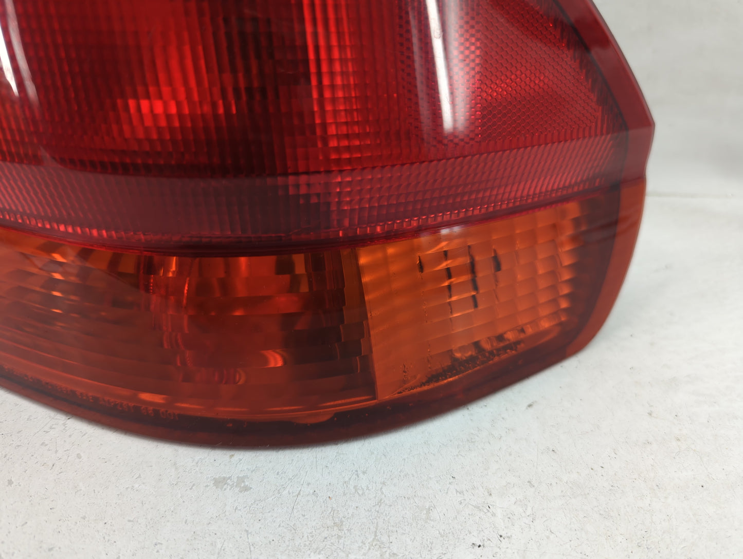 1999-2001 Honda Odyssey Tail Light Assembly Passenger Right OEM Fits Fits 1999 2000 2001 OEM Used Auto Parts - Oemusedautopa