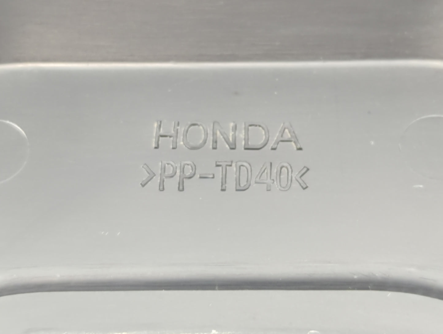 2001 Honda Odyssey Engine Cover - Oemusedautoparts1.com